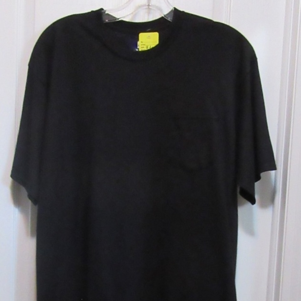 New Mens Black T shirt  Size 2 XL-